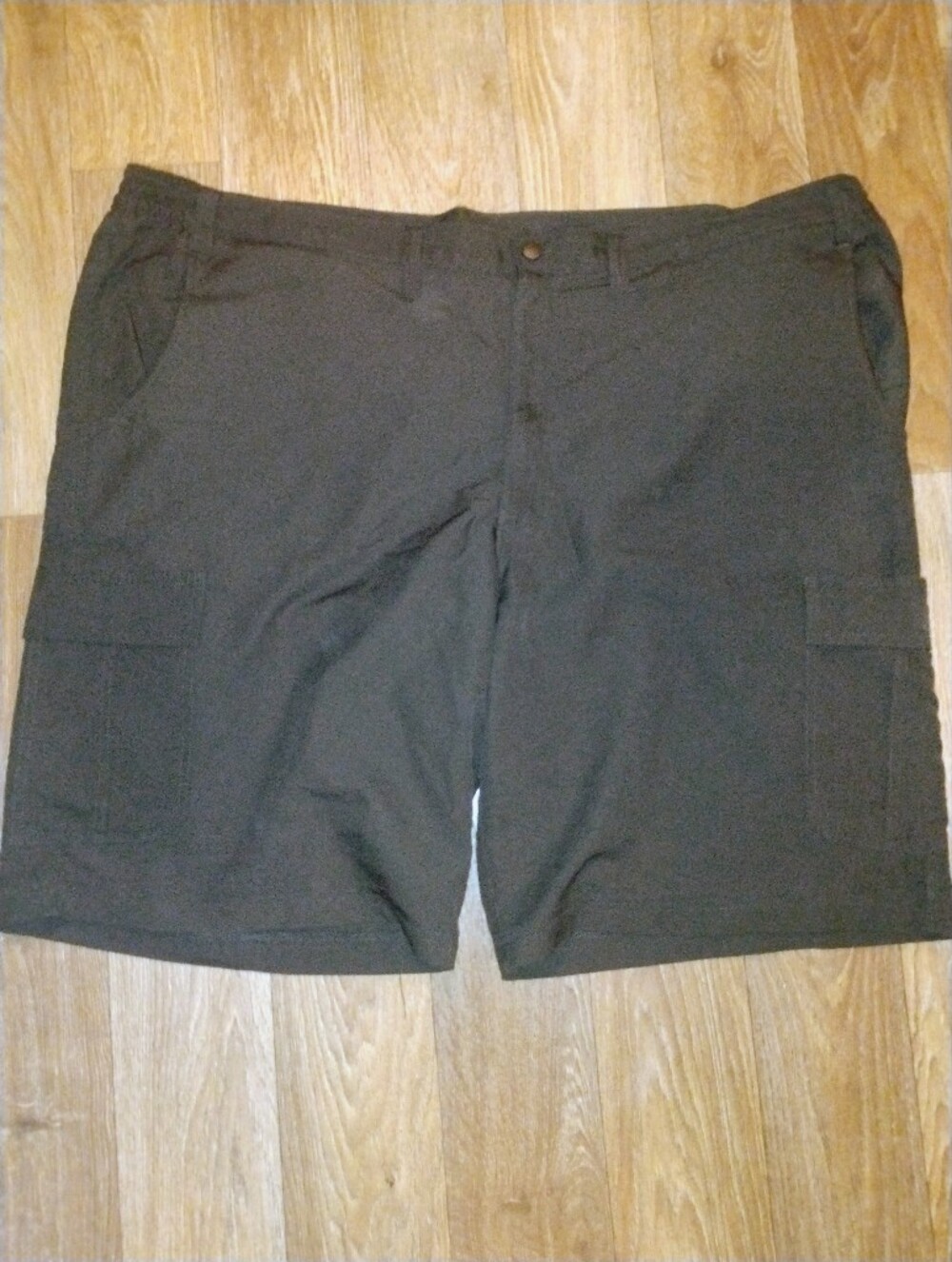 5/$15 Men's Size 50 Lee Black Cargo Shorts With Stretchy Waistband